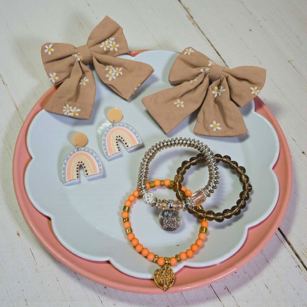 Mommy And Me Rainbow Earring And Bracelet Set